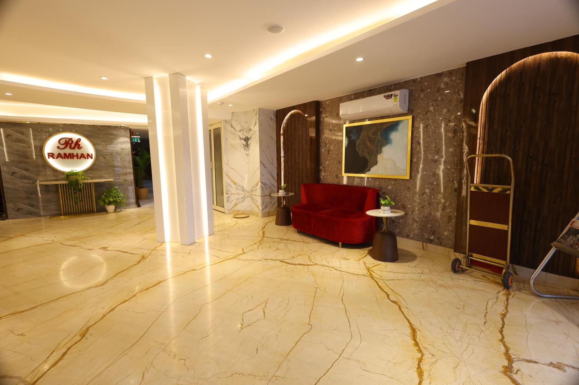 Airport Hotel Ramhan Palace Mahipalpur New Delhi Exteriör bild
