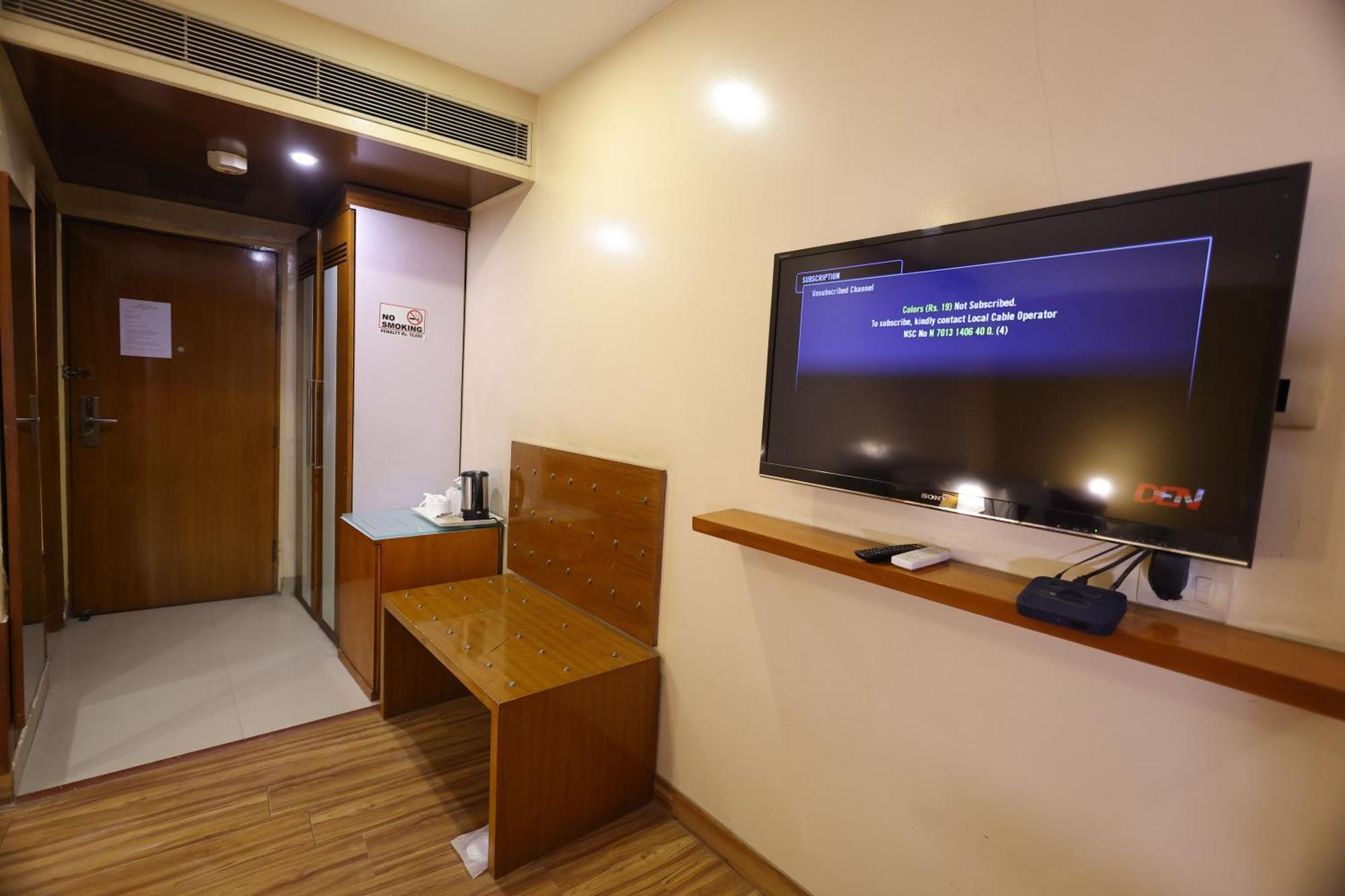 Airport Hotel Ramhan Palace Mahipalpur New Delhi Exteriör bild