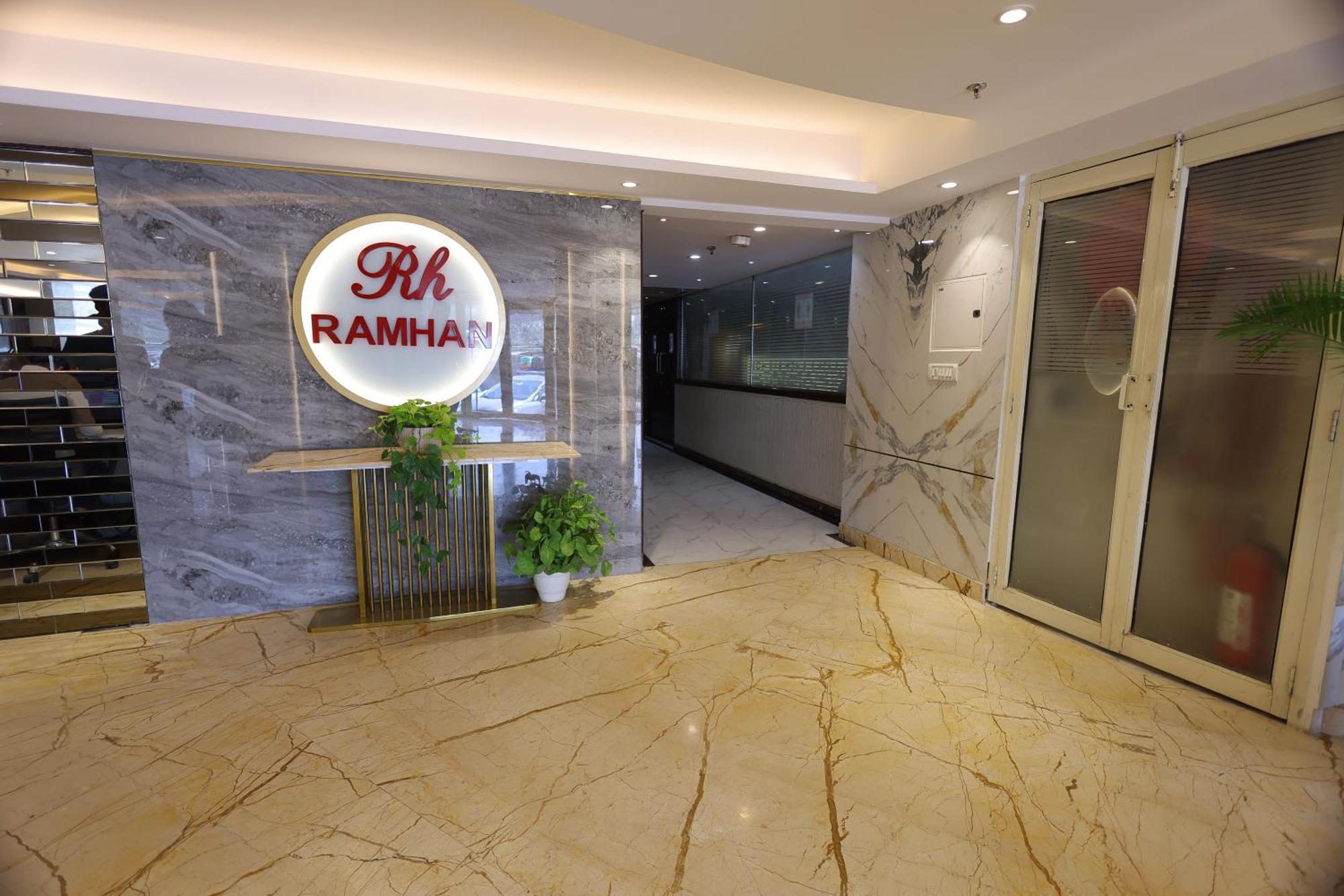 Airport Hotel Ramhan Palace Mahipalpur New Delhi Exteriör bild