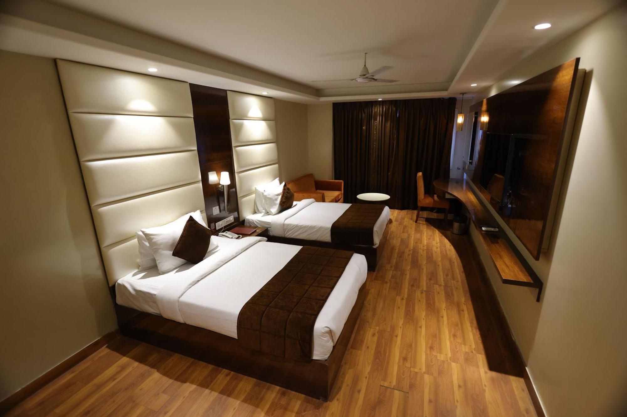 Airport Hotel Ramhan Palace Mahipalpur New Delhi Exteriör bild