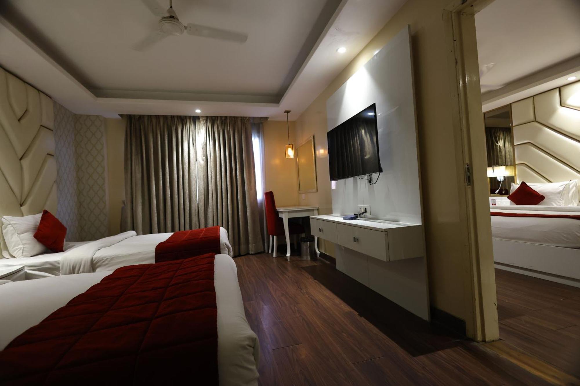 Airport Hotel Ramhan Palace Mahipalpur New Delhi Exteriör bild
