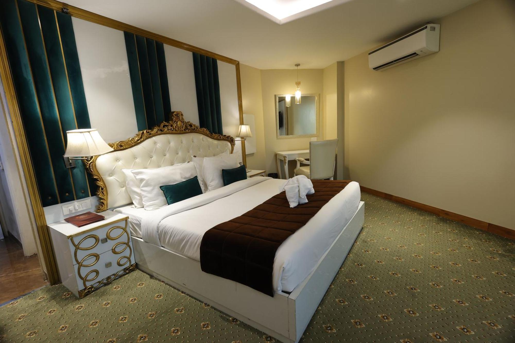 Airport Hotel Ramhan Palace Mahipalpur New Delhi Exteriör bild