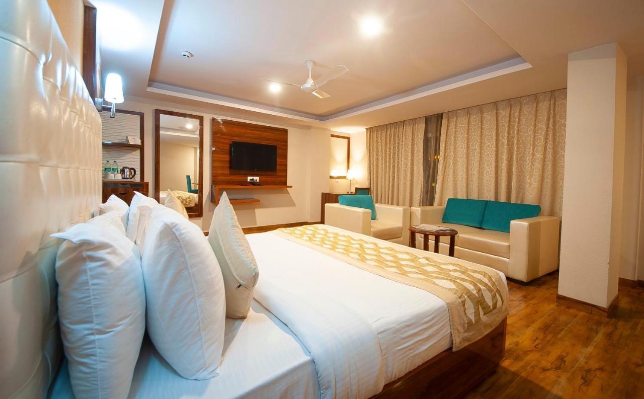 Airport Hotel Ramhan Palace Mahipalpur New Delhi Exteriör bild